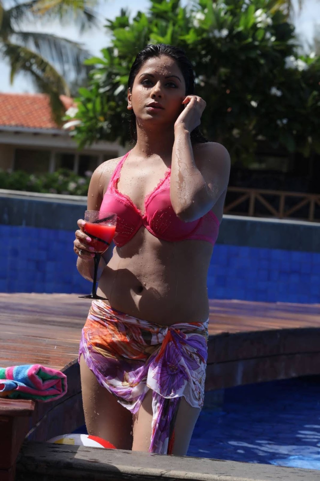 Actress Rachana Maurya Latest Hot Stills In Bikini Hot Sex Picture